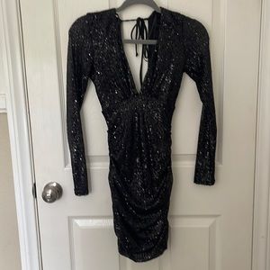 💜 Windsor Black Sequined Dress
